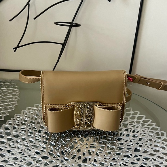 Salvatore Ferragamo Vara Bow Small Leather Crossbody Bag Camel w Gold Accent New - Picture 12 of 16